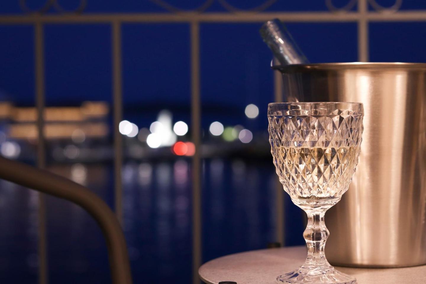 Emilia Suites Ермополи Екстериор снимка